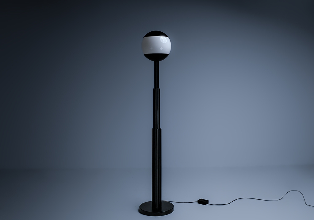 Prometeo Floor Lamp: general view of the lamp 
