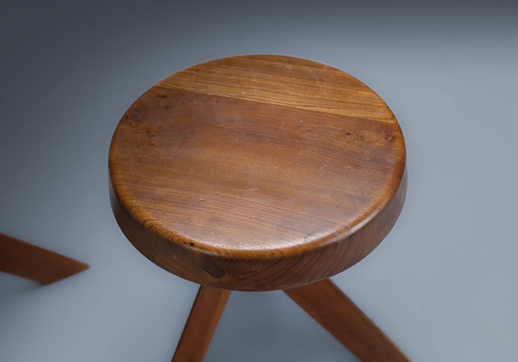 Pair of S31 Stools: inclined overhead shot of a single stool