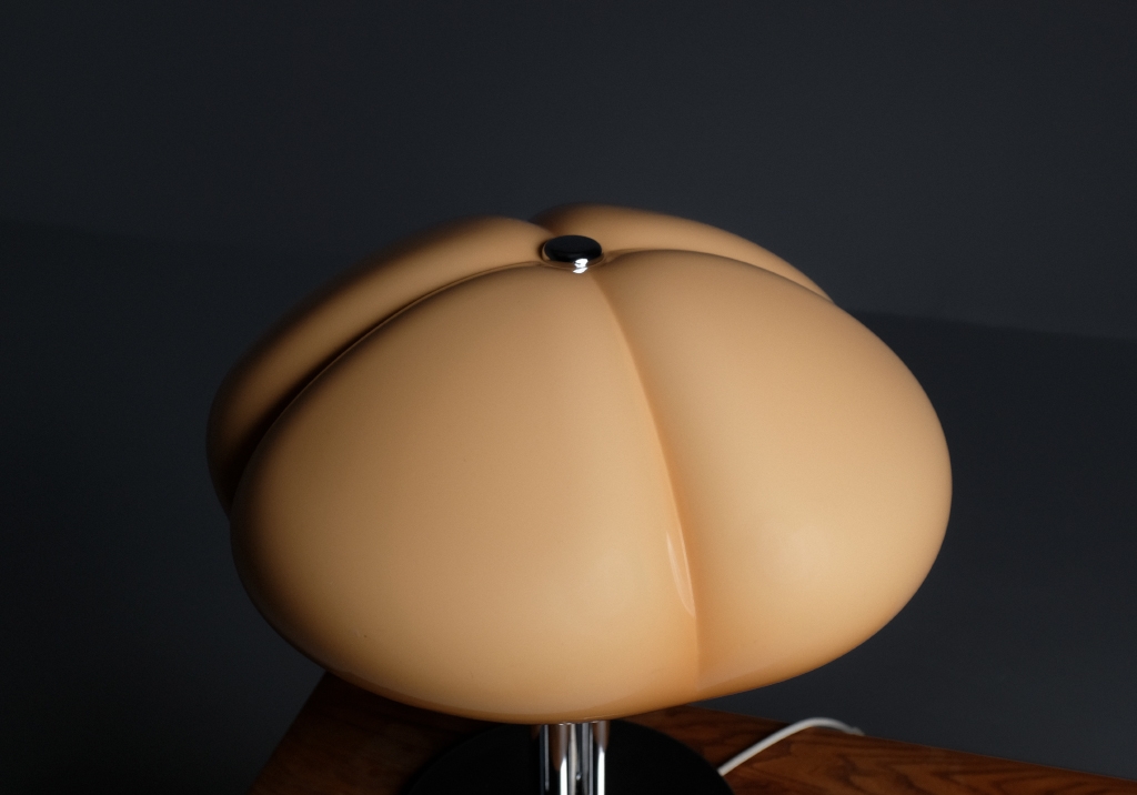 Quadrifoglio Lamp Edited by Guzzini: top view of the unlit lamp