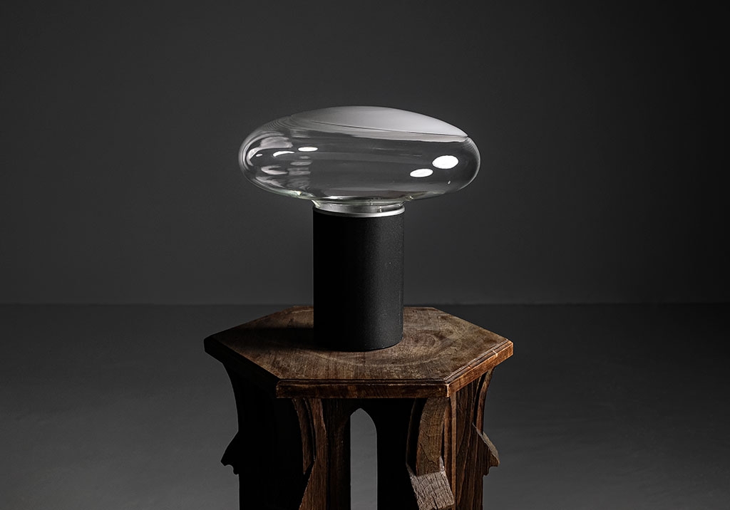 Lampe de Roberto Pamio : Vue d’ensemble de la lampe éteinte