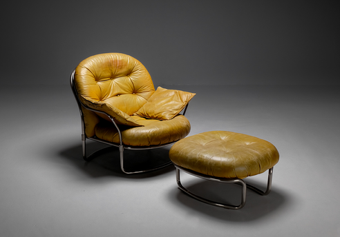 Carlo de Carli lounge chair : Overall front view of the armchair and its ottoman