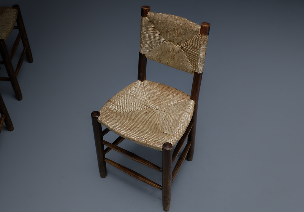 Lot de 4 Chaises "Bauche" : aperçu en diagonale d'une seule chaise