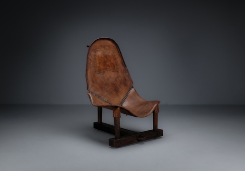 Brazilian Chair Brutalist Style: front view of the armchair