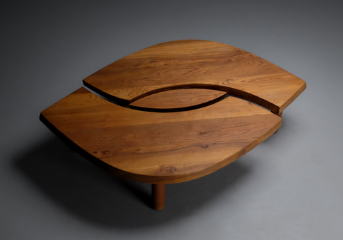 Eye coffee table by Pierre Chapo: top view in which we can appreciate the excellent condition of the table top