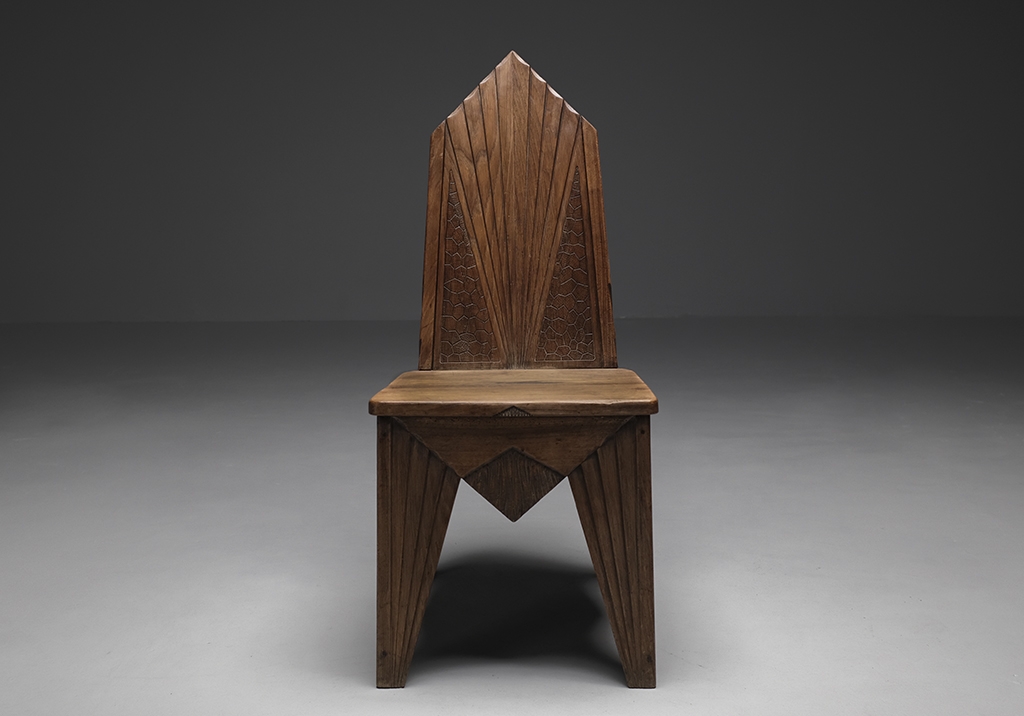 Chair by Mieczyslaw Kotarbinski: Overall view of the chair, from the front